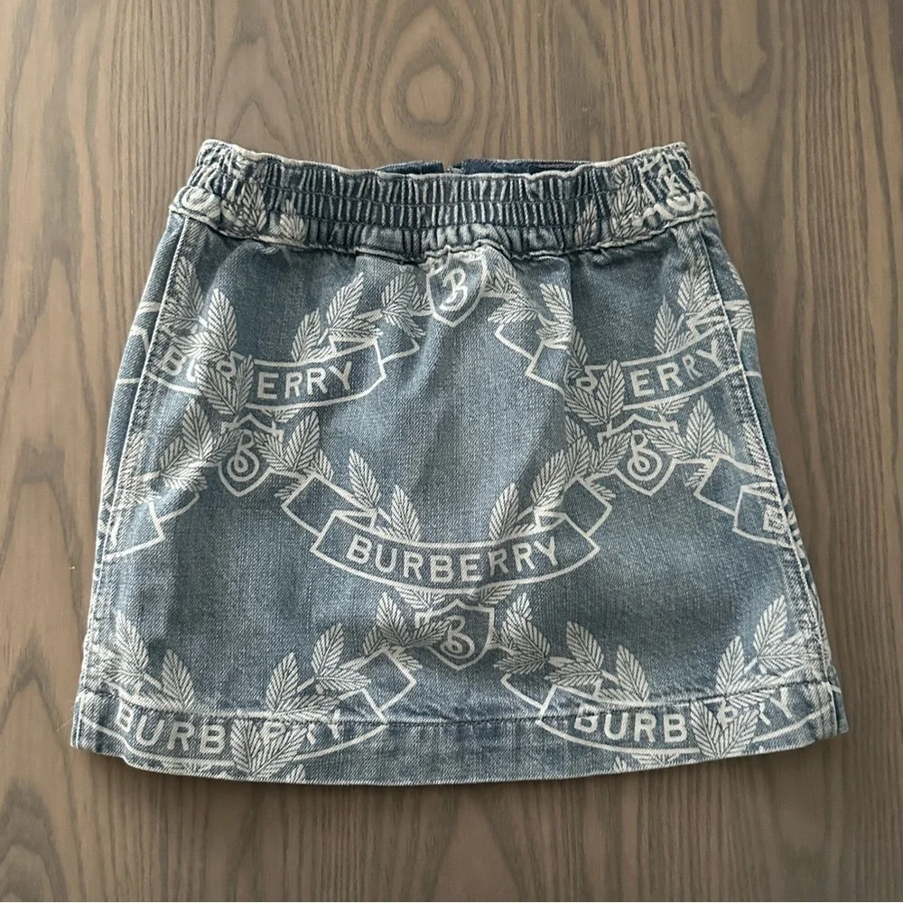 BURBERRY GIRLS MAXINE OAK LEAF CREST SKIRT